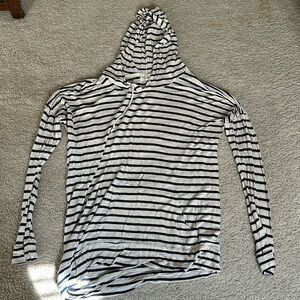 Striped hood long sleeve